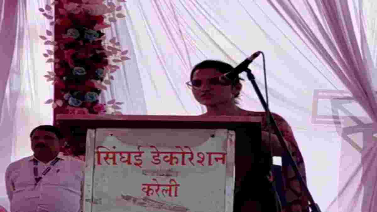 कलेक्टर को नहीं पता जिले के विधायक किस विभाग के मंत्रीः राज्यपाल के साथ मंच पर बैठे उदय प्रताप को बताया खाद्य मंत्री