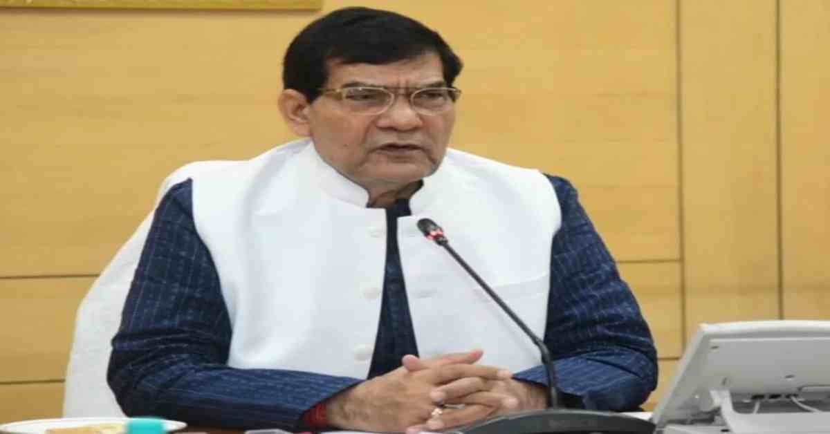 ‘स्वच्छता ही सबसे बड़ा सेवा…’, मंत्री एके शर्मा ने छठ पर्व को लेकर अधिकारियों को दिए कड़े निर्देश, कहा- जनता को कोई परेशानी हुई तो…