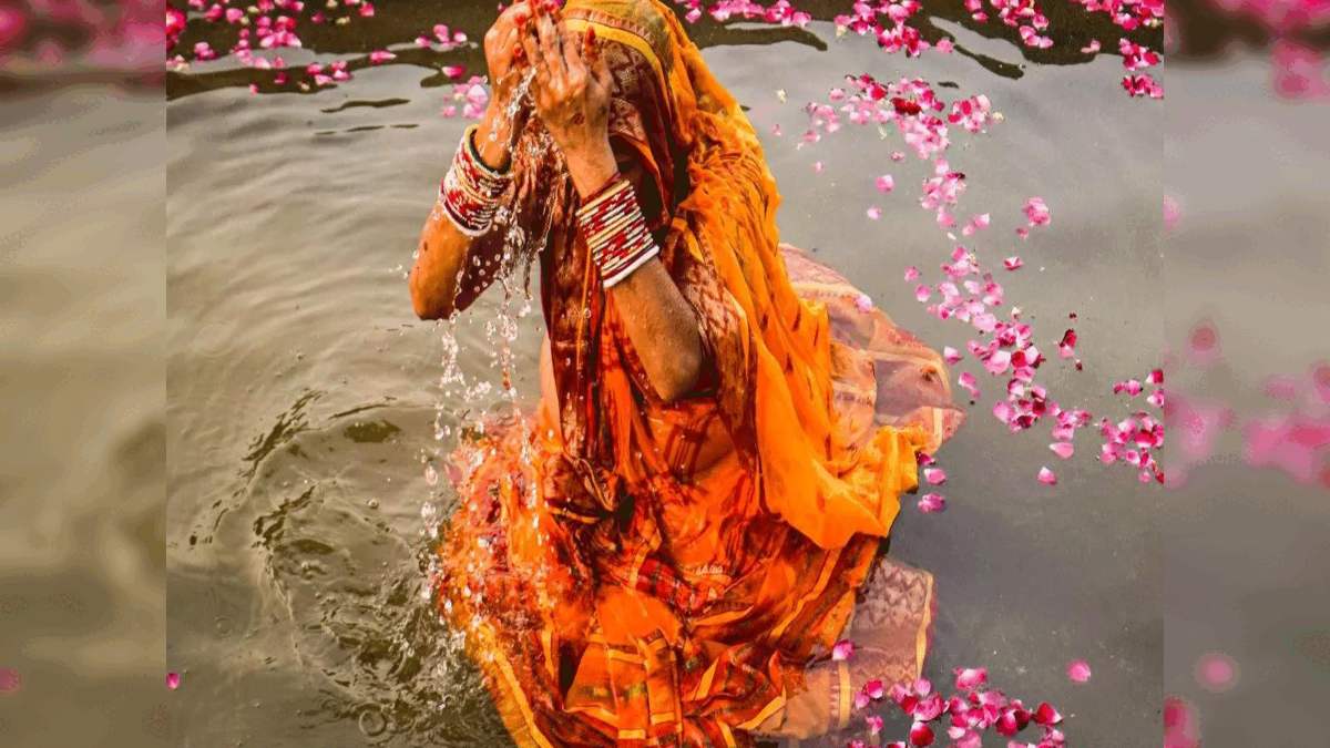 छठ महापर्व की शुरुआत: नहाए-खाए के साथ गूंजे घाट, आस्था और ऊर्जा से महका वातावरण
