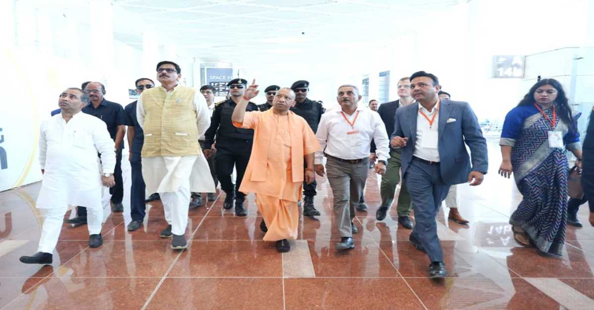 UP में विकास की बयारः CM योगी ने नोएडा इंटरनेशनल एयरपोर्ट का किया निरीक्षण, अधिकारियों को दे दिए ये सख्त निर्देश…