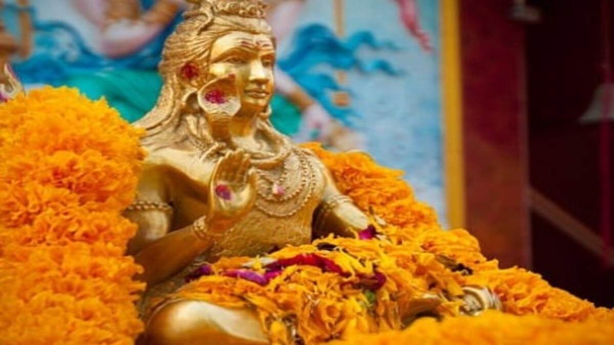 कार्तिक त्रयोदशी पर प्रदोष व्रत का शुभ संयोग: जानें पूजा मुहूर्त, विधि और महत्व