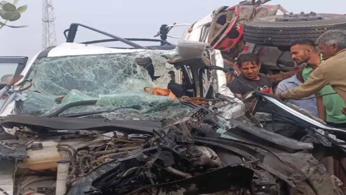 Rajasthan Accident : बस और कार में भिड़ंत, एक की मौत, 30 घायल, 10 की हालत गंभीर