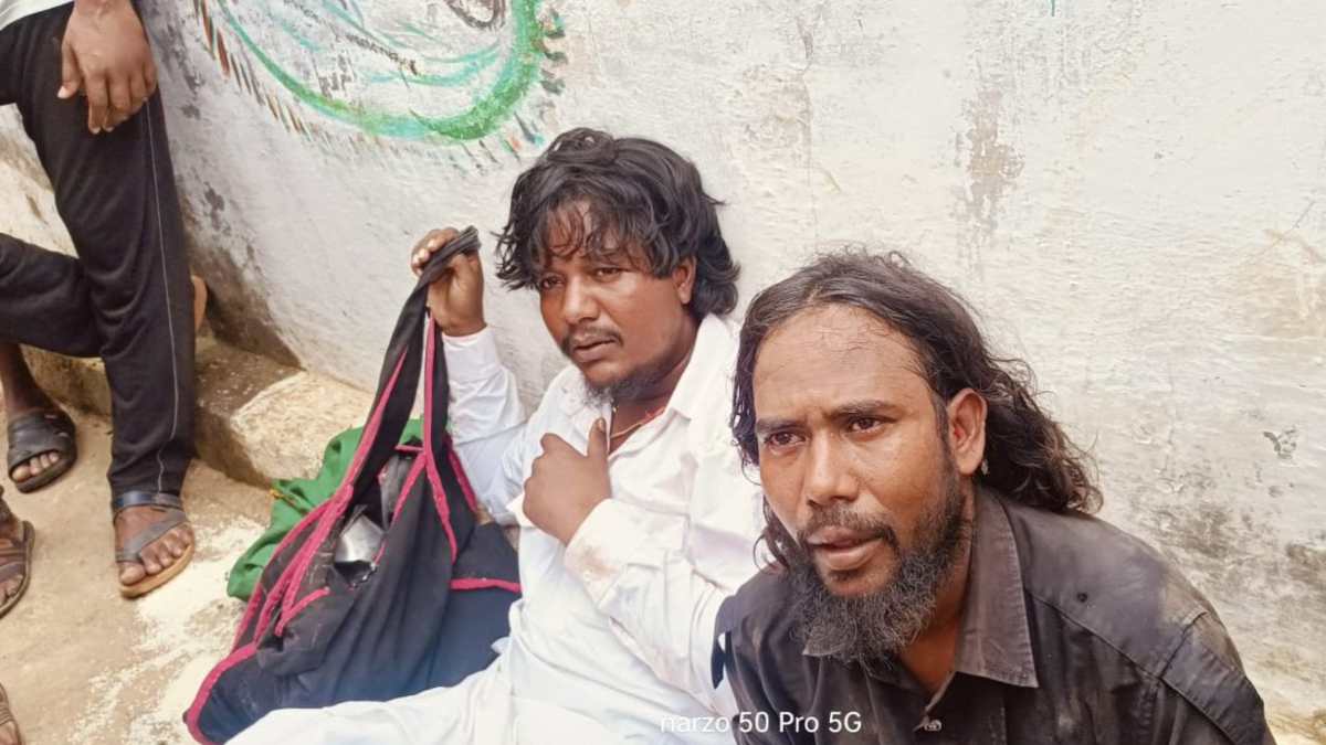 CG में बच्चा चोरी की कोशिश : 10 साल के बच्चे की हिम्मत ने टाली बड़ी वारदात, ग्रामीणों ने जंगल से दो आरोपियों को पकड़ा, जमकर पिटाई के बाद पुलिस को सौंपा
