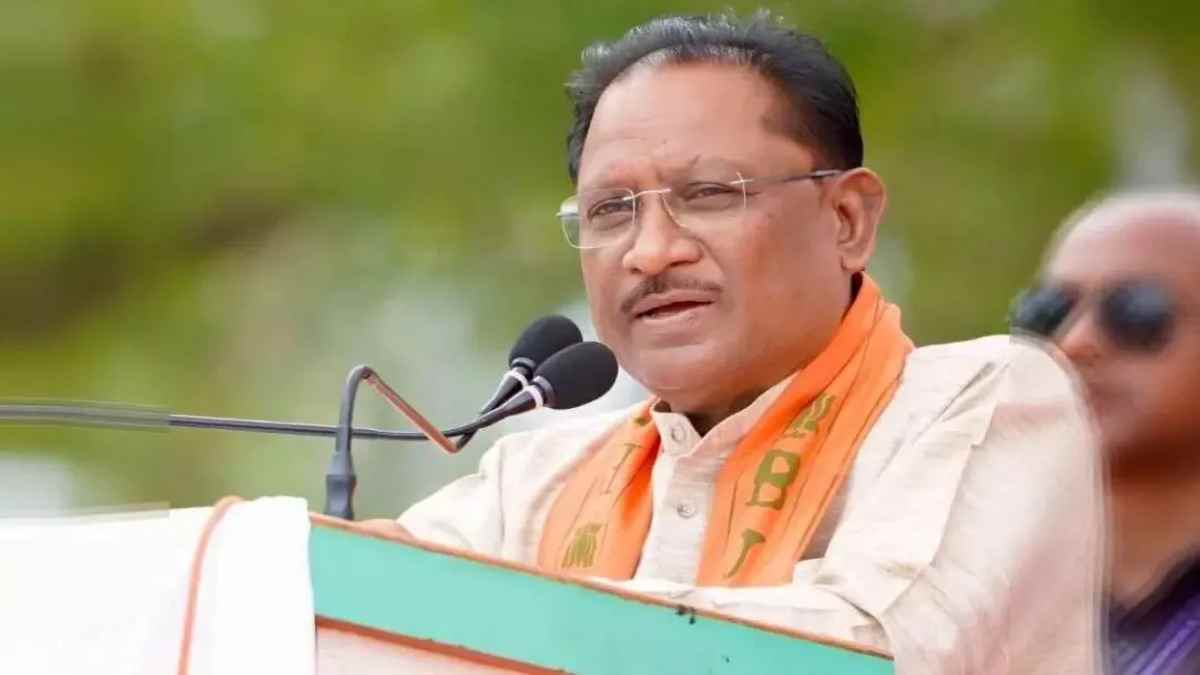 सीएम साय ने कहा – रक्षा मंत्री से बिलासपुर एयरपोर्ट के विकास के लिए जमीन को लेकर हुई चर्चा, बिहार चुनाव पर बोले – हाईकमान का आदेश आएगा फिर करेंगे दौरा