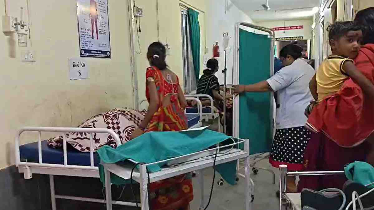 आसमान से बरसी आफत : आकाशीय बिजली गिरने से दो महिलाओं की मौत, गर्भवती महिला समेत 3 लोग बाल-बाल बचे