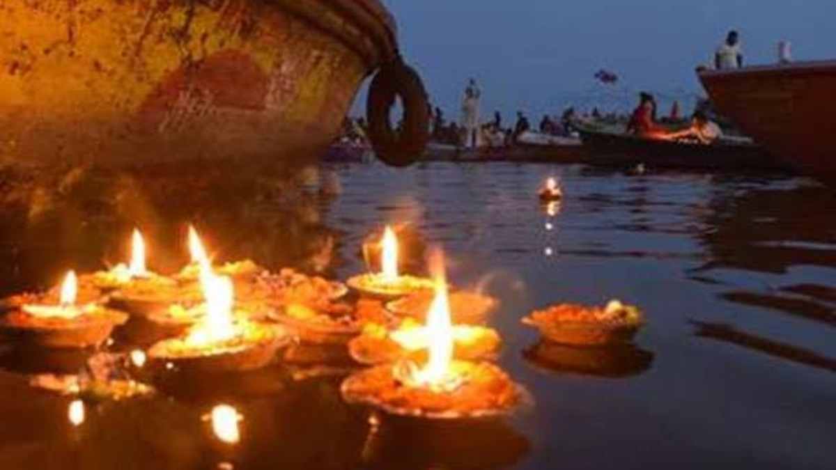 कार्तिक पूर्णिमा : कृतिका नक्षत्र में स्नान, दान और दीपदान से मिलेगा अक्षय फल…