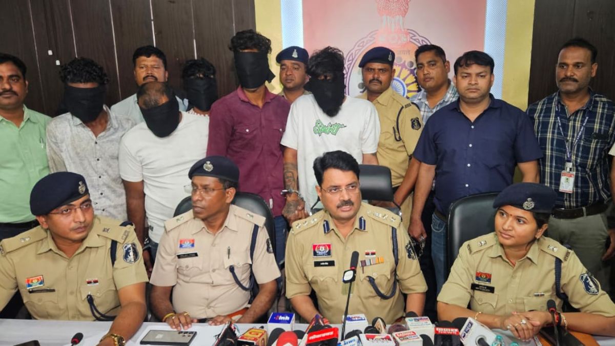 जनपद उपाध्यक्ष के ऑफिस के बाहर फायरिंग : पुलिस ने 24 घंटे के भीतर 7 आरोपियों को किया गिरफ्तार, भारी मात्रा में हथियार और कारतूस बरामद