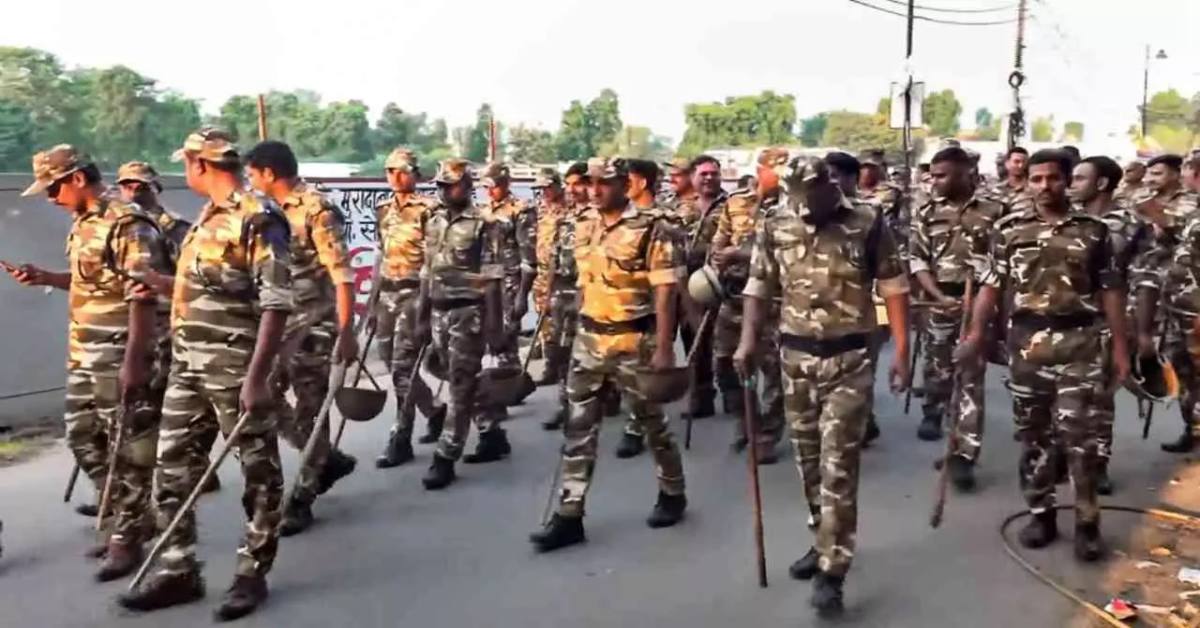 8000 पुलिसकर्मी, 180 SHO, 10 PAC और 2 RAF कंपनियां… जुमे की नमाज से पहले छावनी में तब्दील हुआ बरेली, चप्पे-चप्पे पर नजर