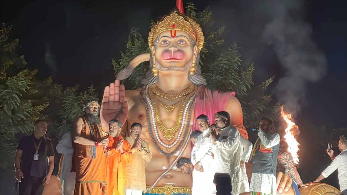 उपमुख्यमंत्री विजय शर्मा ने किया हनुमंत वाटिका का लोकार्पण, जय बजरंग बली के जयघोष से गूंजा नगर