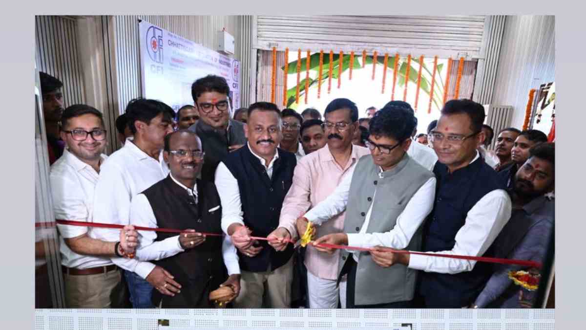 मंत्री ओपी चौधरी ने आधुनिक सुविधाओं से लैस फेडरेशन हॉल का किया लोकार्पण, कहा – व्यापारियों की हर संभव मदद करेगी सरकार