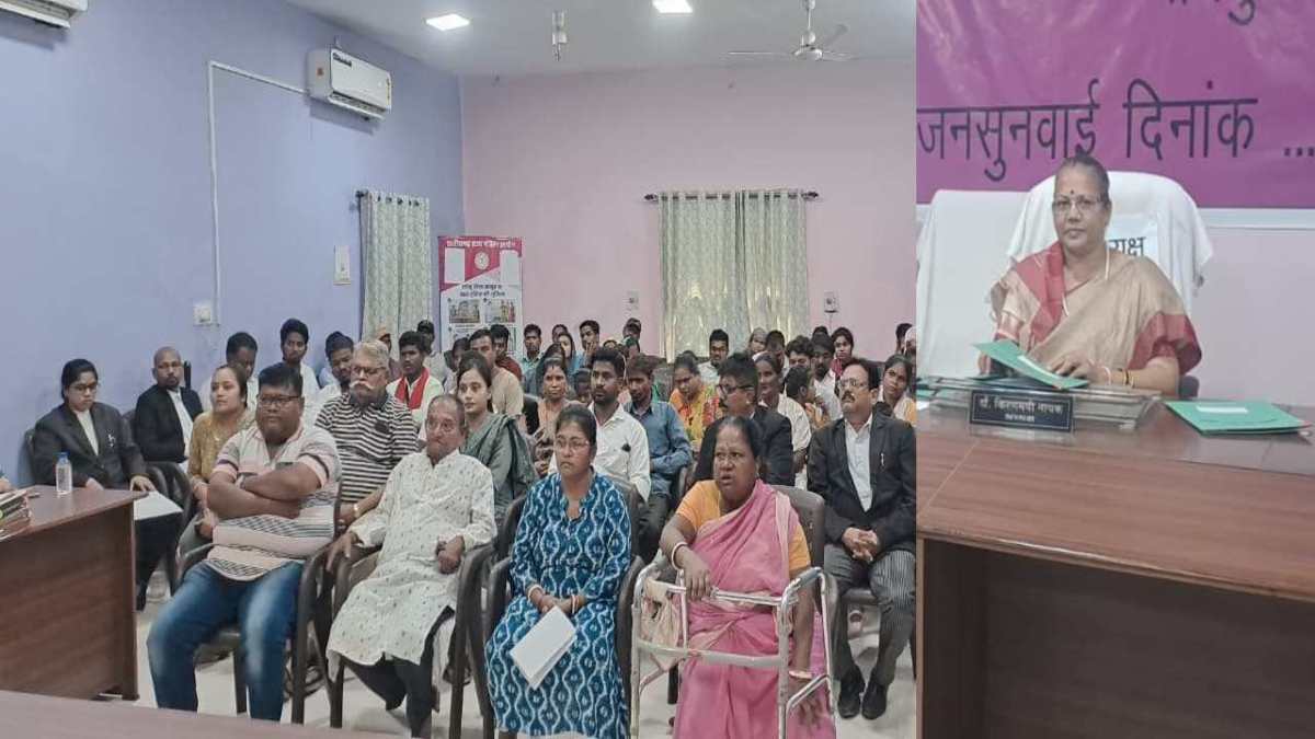दुर्ग रेलवे स्टेशन पर महिलाओं से मारपीट-छेड़छाड़ मामला : पीड़ितों ने कहा – शिकायत के बाद भी बजरंग दल के कार्यकर्ताओं पर नहीं हुई FIR, महिला आयोग ने DGP को दिए ये निर्देश, DRM और SP के खिलाफ भी कार्रवाई की अनुशंसा