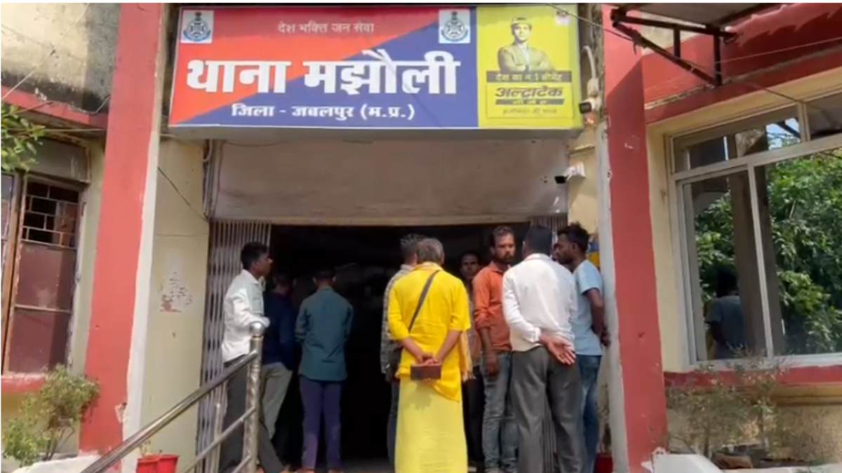 खेत की रखवाली करने गए किसान को मारी गोली: मचा हड़कंप, पुलिस ने मामला किया दर्ज