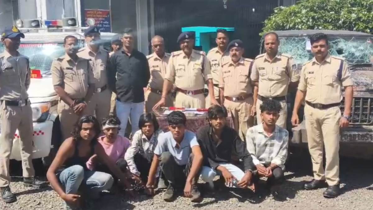 10 लाख में छोटे भाई की सुपारी! करोड़ों की जमीन विवाद में डॉक्टर ने इंदौर से बुलाए किलर, हत्या को हादसा दिखाने की थी साजिश