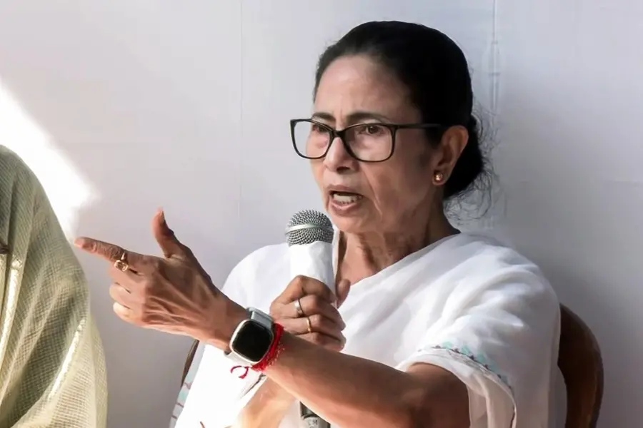 बंगाल मेडिकल स्टूडेंट गैंगरेप के सभी 5 आरोपी गिरफ्तार: सीएम ममता के बयान पर पीड़ित के पिता बोले- मेरी बेटी आधी रात बाहर नहीं गई थी