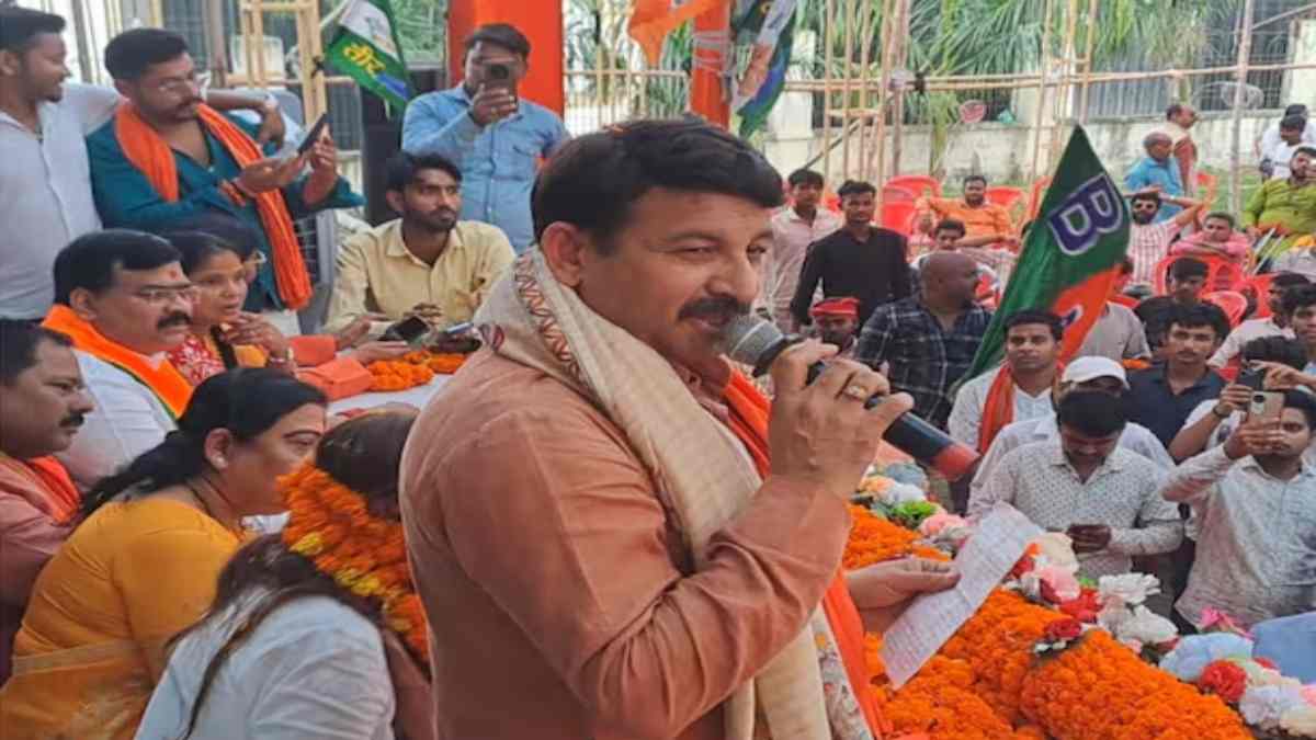 ‘गठबंधन में लठबंधन’, विपक्ष पर मनोज तिवारी का तंज, कहा- बिहार में NDA के पक्ष में माहौल