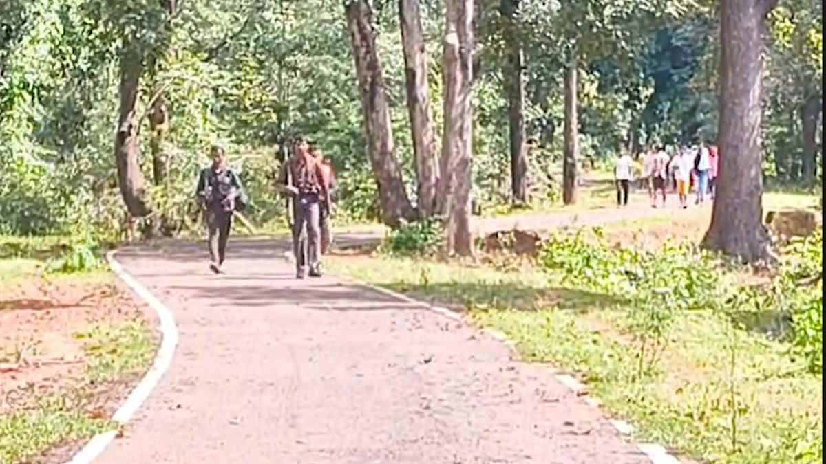 अबकी बार अंतागढ़ क्षेत्र में सक्रिय 20 नक्सलियों ने किया आत्मसमर्पण…