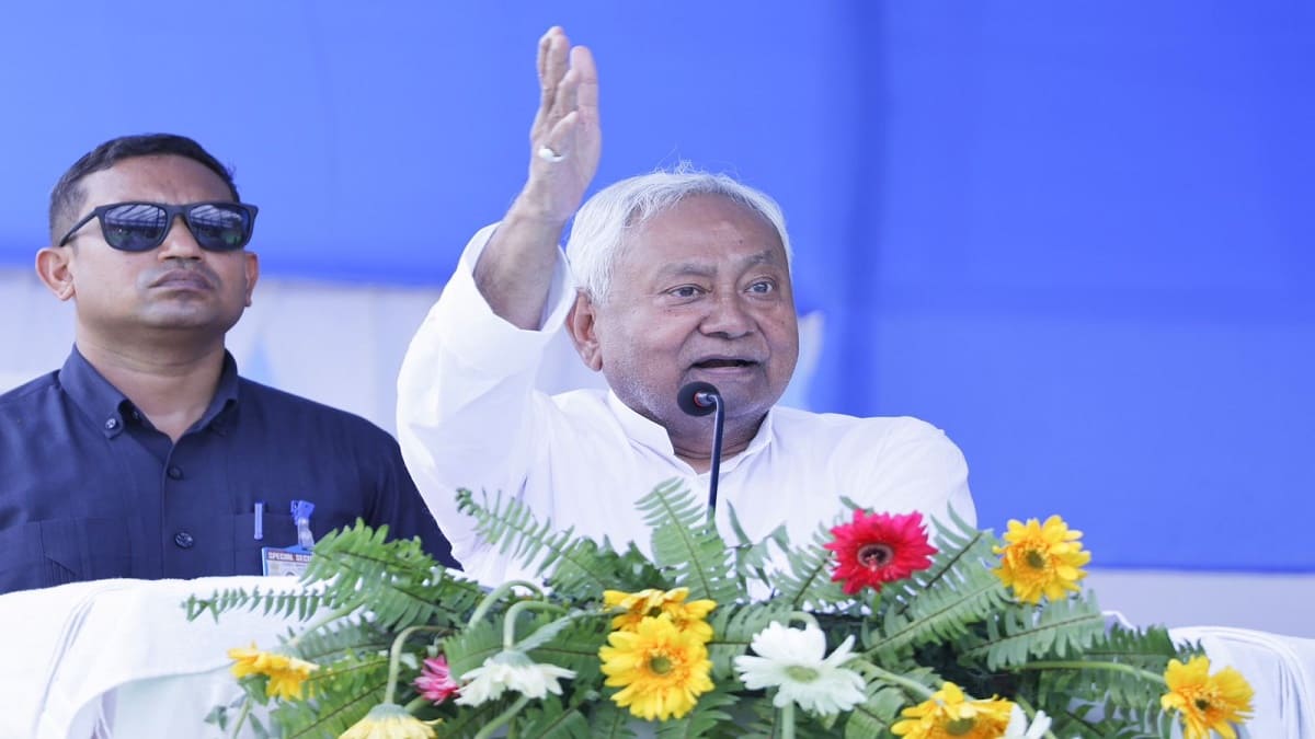 बिहार चुनाव से पहले शिक्षकों को नीतीश सरकार का बड़ा तोहफा, जानें किस को मिलेगा फायदा