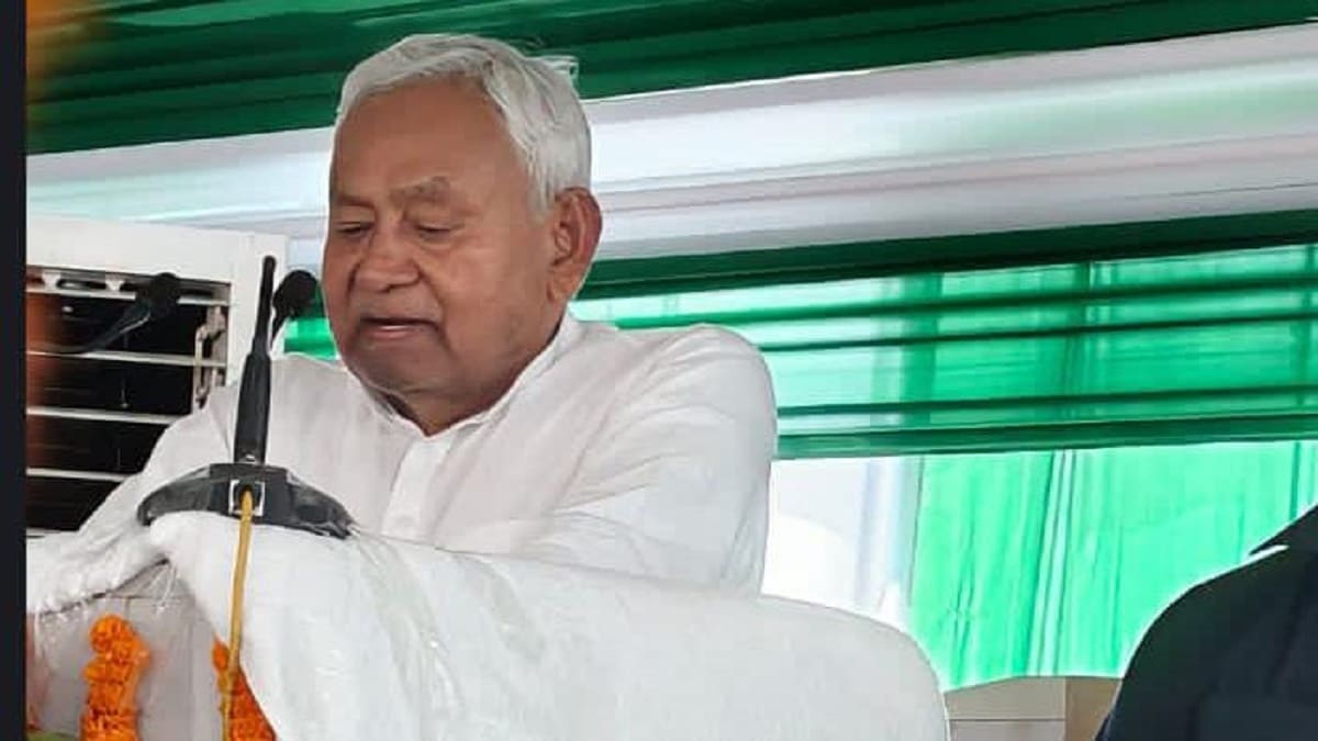 बिहार के 25 लाख महिलाओं के खाते में दिसंबर तक आयेंगे 10- 10 हजार रु, सीएम नीतीश भेजेंगे खातों में राशि