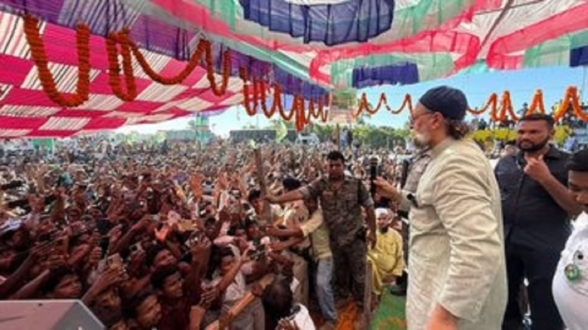 आई लव नीतीश बनाम आई लव मोहम्मद, ओवैसी का सीएम पर तीखा कटाक्ष