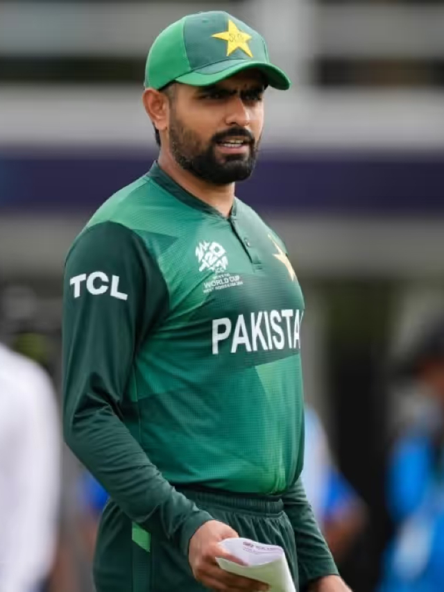 आखिर क्यों कम हुई बाबर आजम की सैलरी?