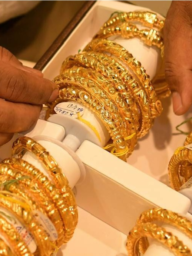 Karwa Chauth 2025 Gold Price: पिछले साल क्या था सोने का भाव, आज 18 कैरेट की गोल्ड रिंग कितने की पड़ेगी?