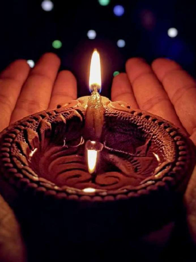 Diwali 2025: दिवाली पर दीपक जलाने की सही दिशा और संख्या क्या है? जानिए