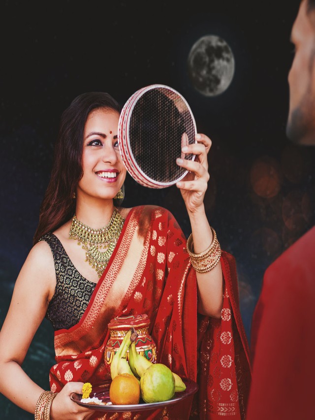 Karwa Chauth 2025: इन चीजों के बिना अधूरी है करवा चौथ की पूजा ? यहां देखें सामग्री List