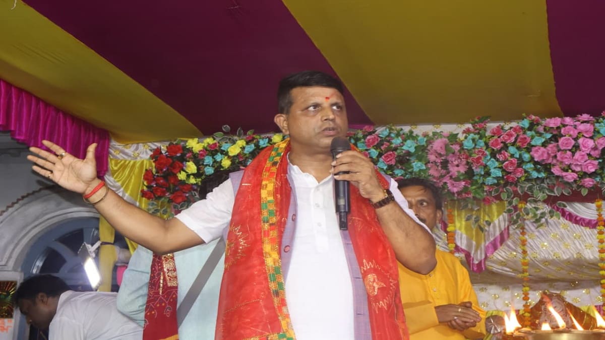 बिहार चुनाव 2025: पटना साहिब से मेयर के बेटे शिशिर कुमार ने किया ताल ठोंकने का ऐलान, चाचा नंदकिशोर से हो सकता है आमना-सामना
