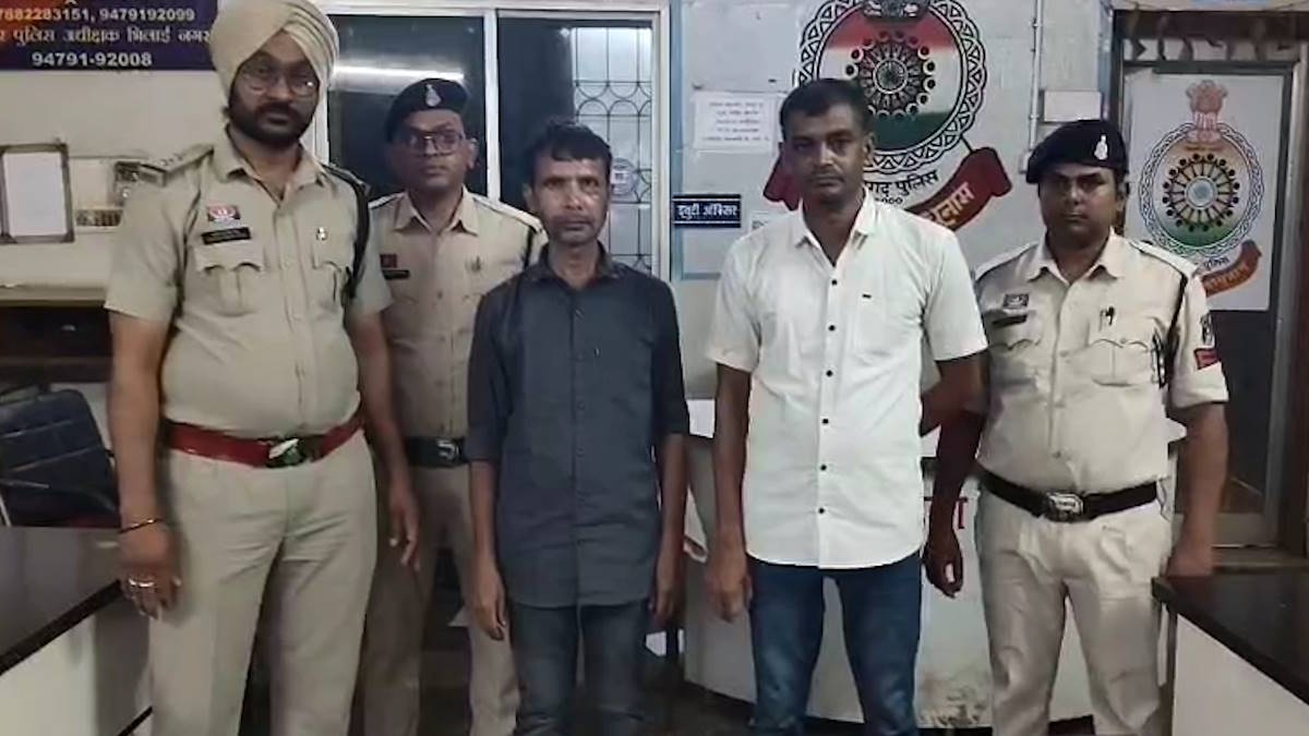 छोटे भाई ने बड़े भाई की ज्वेलरी शॉप में किया हाथ साफ, उड़ाए 35 लाख रुपए मूल्य के 40 मंगलसूत्र…