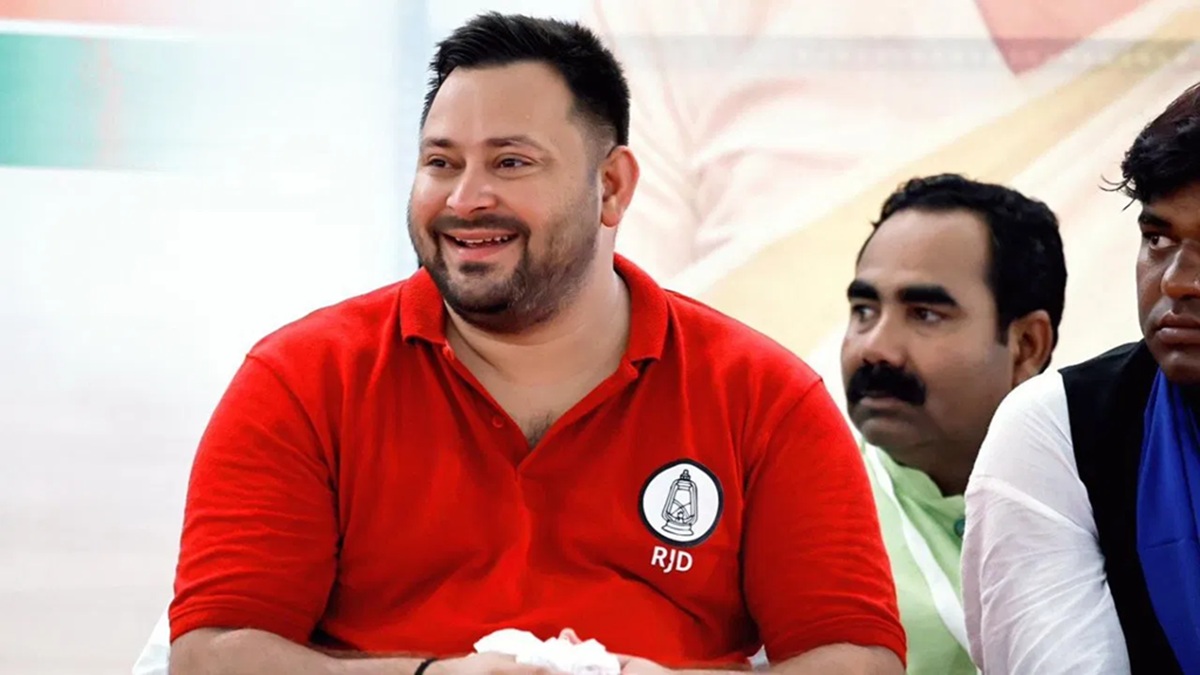 ‘हर महिला को 30 हजार रुपए’, पहले चरण के चुनाव से पहले तेजस्वी यादव का बड़ा ऐलान, किसानों को मिलेगी फ्री बिजली