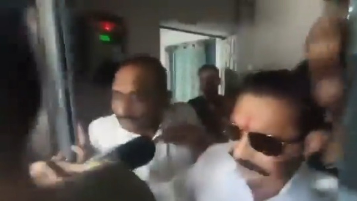 मोकामा में दुलारचंद यादव की हत्या के मामले में 14 दिन की न्यायिक हिरासत में भेजे गए बाहुबली अनंत सिंह