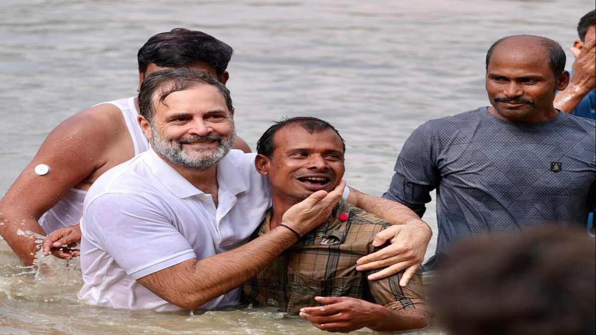 बेगूसराय में राहुल ने पकड़ी मछली, जीतन राम मांझी ने कसा तंज, तेजप्रताप ने तेजस्वी पर फिर साधा निशाना, मुकेश सहनी बोले, बिहार में बदलाव तय