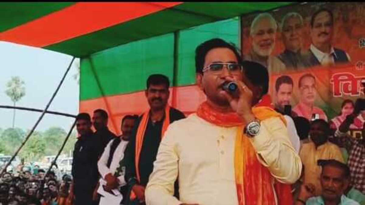 निरहुआ का चुनावी जलवा: हरसिद्धि में एनडीए को जिताने की अपील, कहा तेजस्वी को बिहार के भूगोल के बारे में नहीं पता और सरकार चलाने की करते है बात