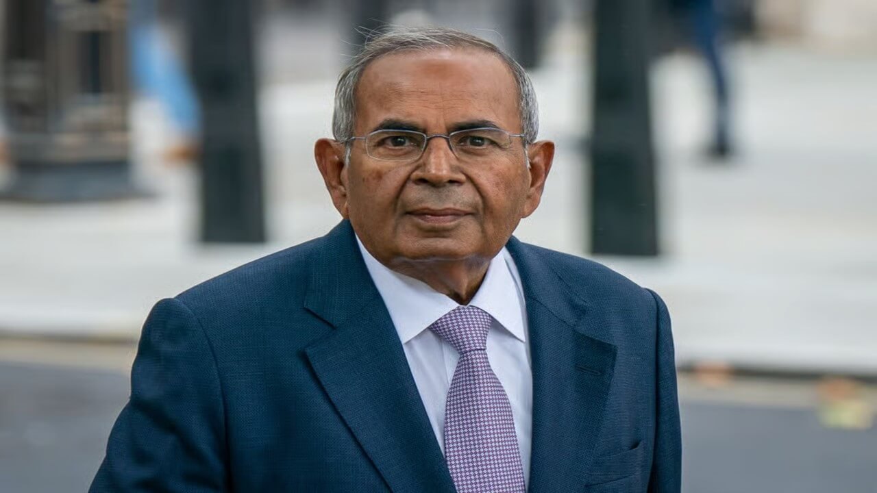 Gopichand P. Hinduja Died: भारतीय मूल के दिग्गज उद्योगपति गोपीचंद हिंदुजा का निधन, लंदन में ली आखिरी सांस ; पीछे छोड़ गए £37.2 बिलियन की अकूत संपत्ति