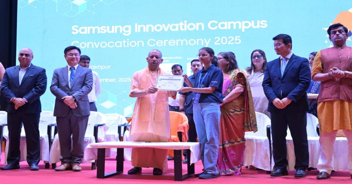 CM योगी ने छात्रों को दिया सैमसंग इनोवेशन कैंपस के प्रशिक्षण का प्रमाणपत्र, कहा- दुनिया की बड़ी ताकत के रूप में एहसास करा रहा भारत