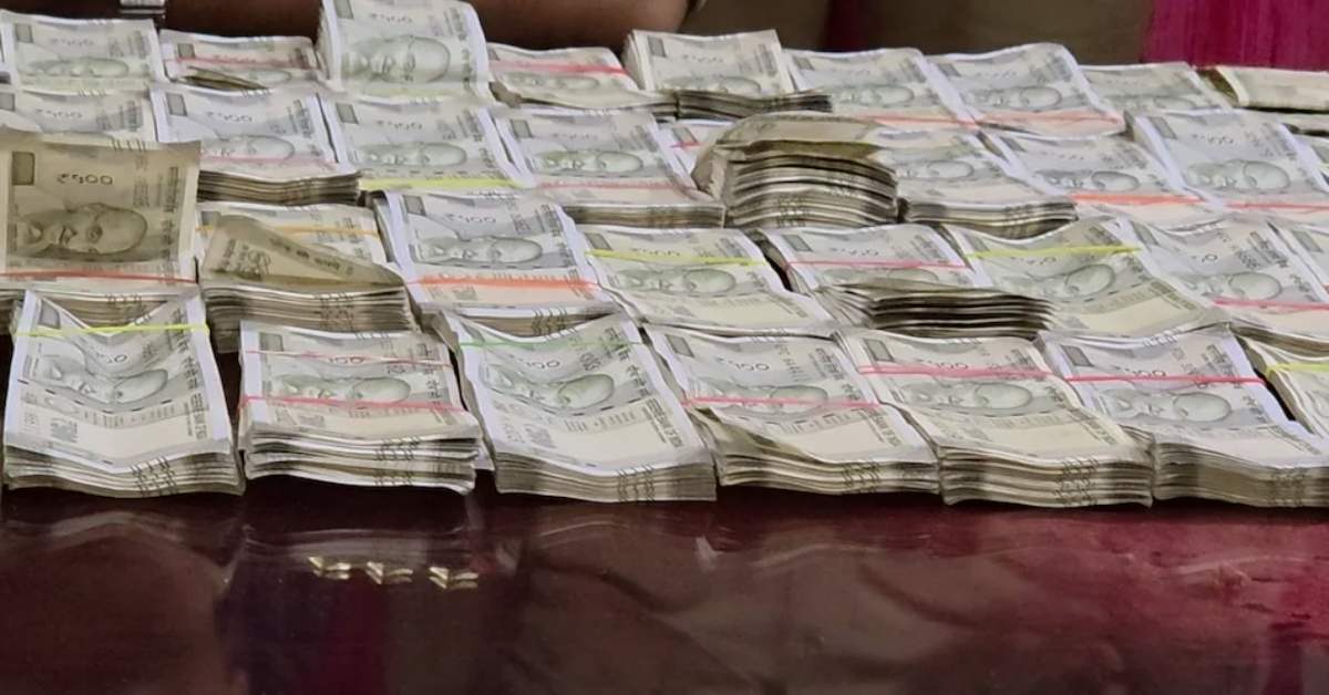 बैग में मिली ‘ब्लैकमनी’: GRP और RPF ने 24 लाख रुपए के साथ युवक को दबोचा, जानिए UP से कहां लेकर जा रहा था इतना पैसा…