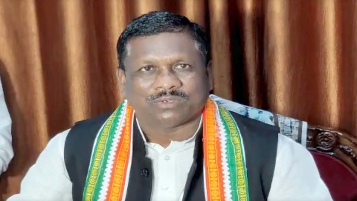 Chhattisgarh : कांग्रेस नेता बनाएंगे नई राष्ट्रीय पार्टी, बृहस्पत सिंह बोले – पार्टी ज्वाइन करने कांग्रेस से ज्यादा BJP के नेता कर रहे संपर्क