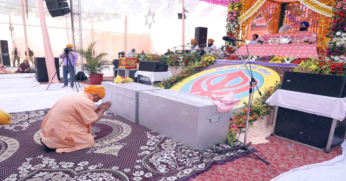 श्री गुरु नानक देव जी महराज के 500 साल पहले दिए मूल्य और आदर्श आज भी हमारे लिए प्रेरणास्त्रोत- योगी