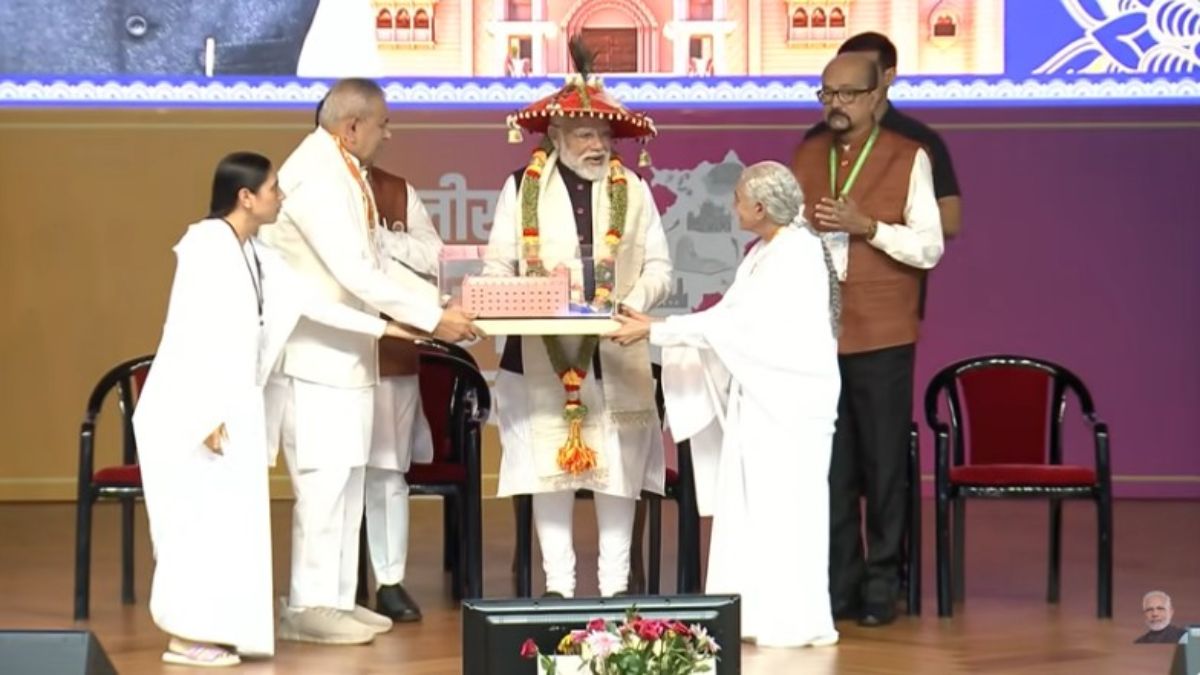 PM inaugurates Shanti Shikhar: प्रधानमंत्री मोदी ने ब्रम्हकुमारी के शांति शिखर भवन का किया लोकार्पण, देखें लाइव…