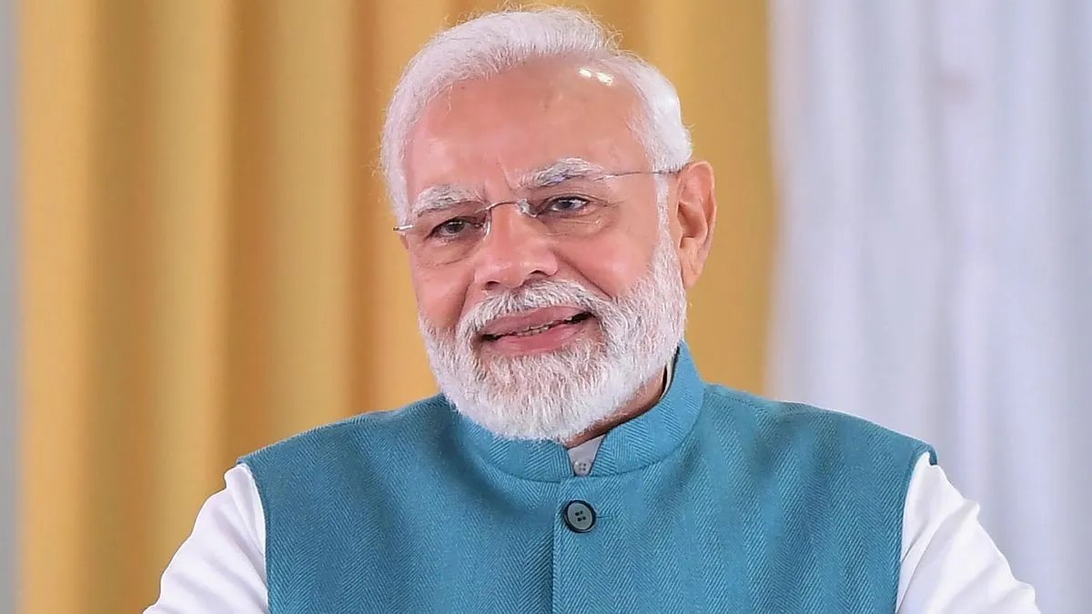 PM Modi Raipur visit: प्रधानमंत्री मोदी ने रायपुर पहुंचते ही छत्तीसगढ़ के कलाकारों को किया फोन, तीजनबाई और विनोद कुमार शुक्ल का जाना कुशलक्षेम..
