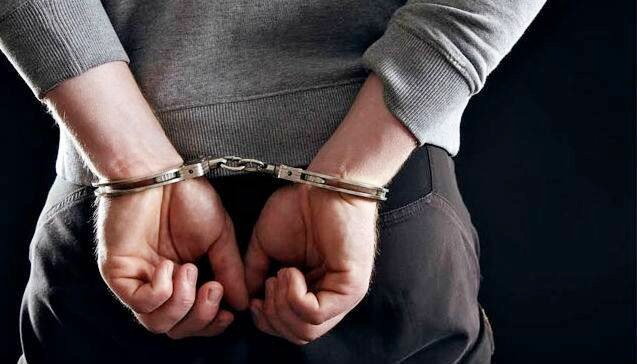 5000 रुपए वाला रॉबिनहुड : दिल्ली CM के नाम लेटर देकर गरीब लोगों का करवाता था प्राइवेट अस्पताल में फ्री इलाज, गलत स्पेलिंग से पकड़ा गया