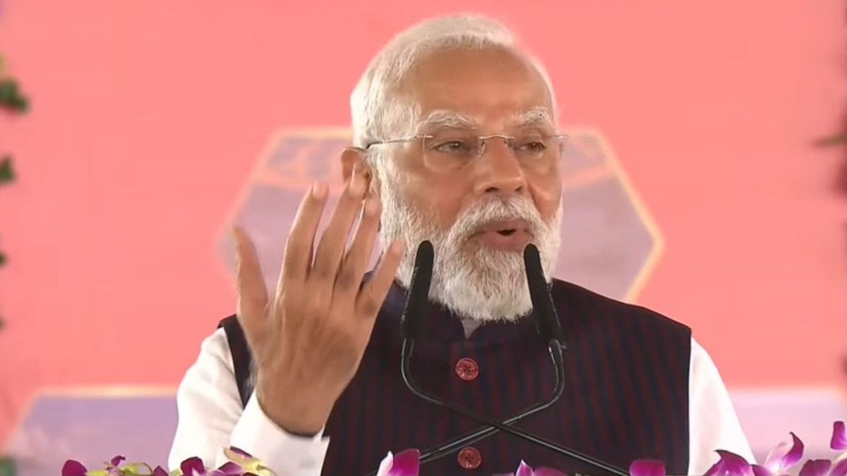 PM Modi Inaugurates New Building of Chhattisgarh Vidhan Sabha : प्रधानमंत्री नरेंद्र मोदी ने अंचल के पुरखों को किया नमन, कहा- छत्तीसगढ़ अपने स्वप्न के नए शिखर पर खड़ा है… यह एक इमारत का समारोह नहीं, जनगौरव का उत्सव है